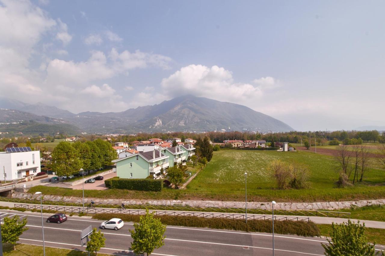 Piazza Lira Schio Residence エクステリア 写真