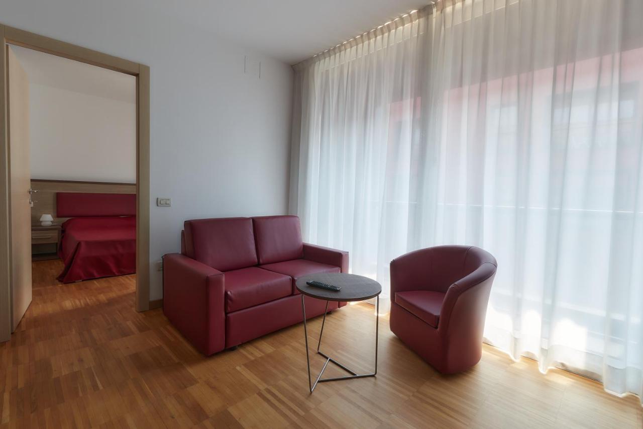 Piazza Lira Schio Residence エクステリア 写真